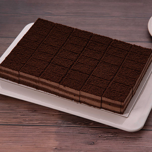 巧克力慕斯长条蛋糕 （800g*42块/盒*10盒/箱）